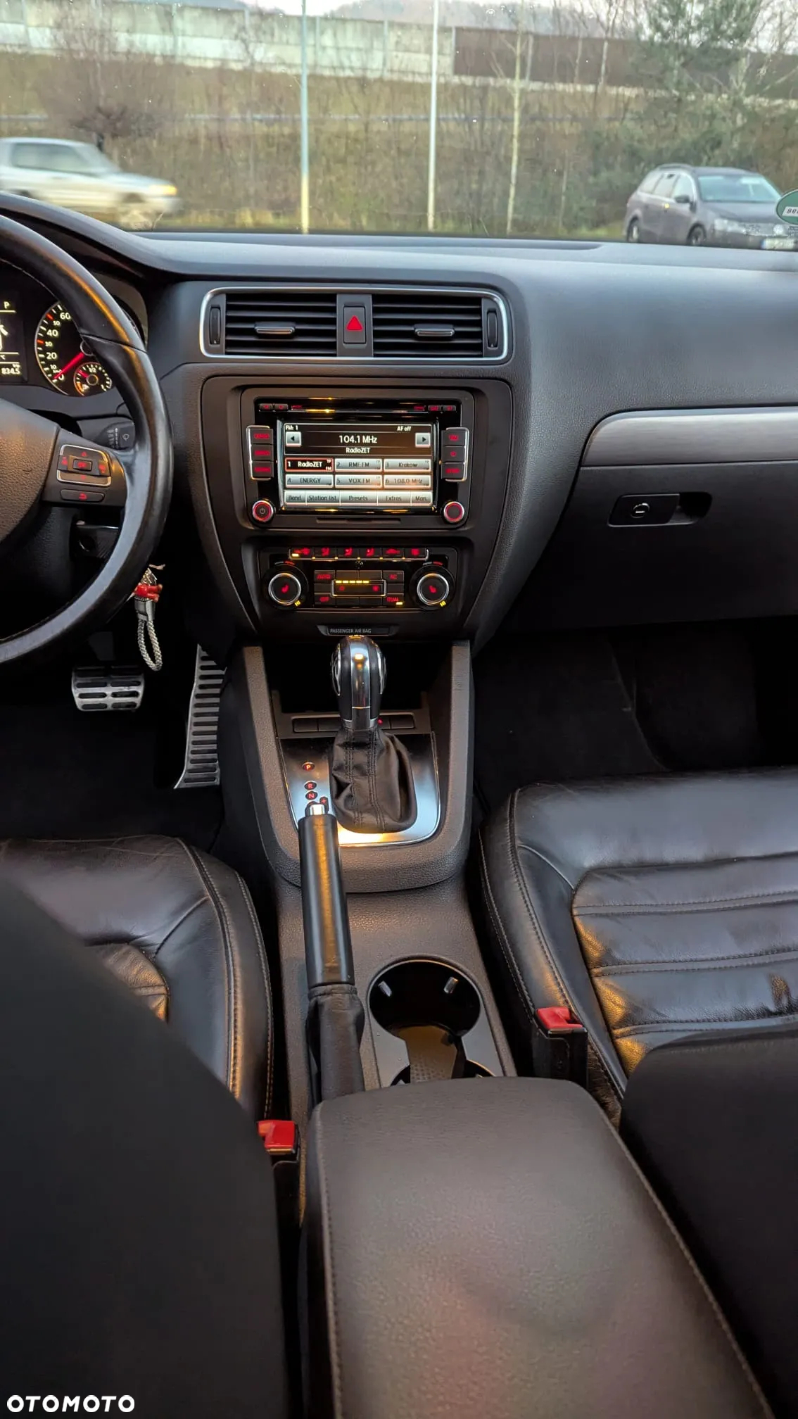 Volkswagen Jetta 2.0 TDI DSG Highline - 20