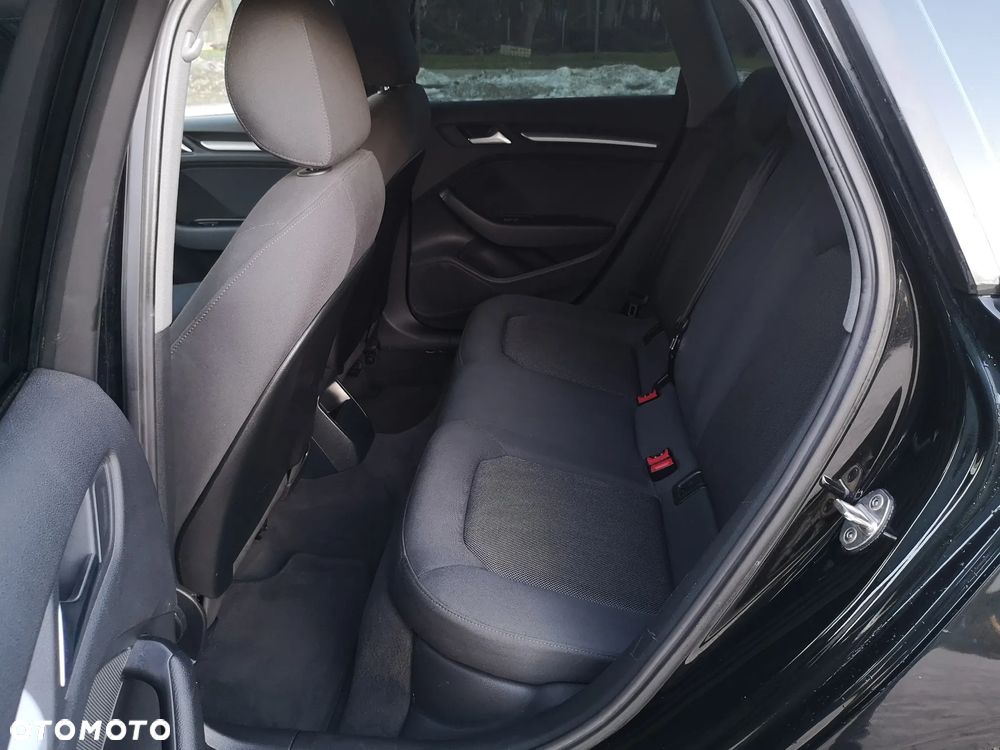 Audi A3 Sportback 1.6 TDI S tronic sport - 38