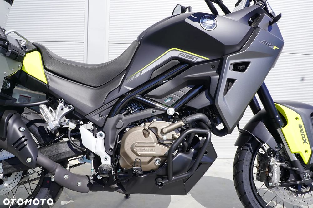 QJMOTOR SVT 650 - 15