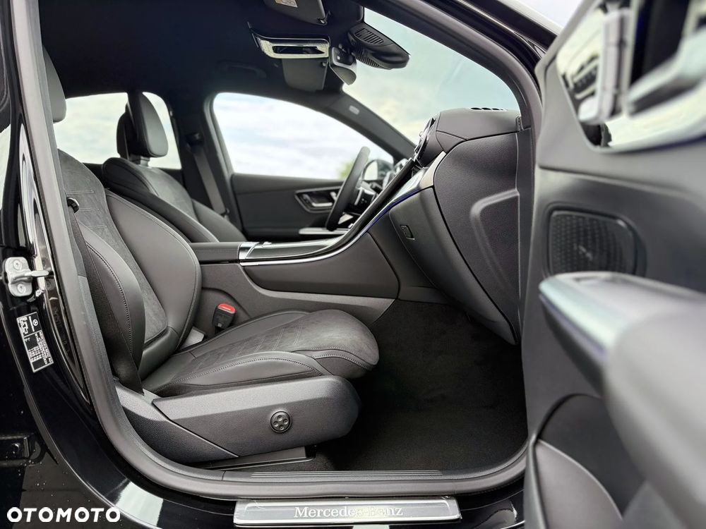 Mercedes-Benz GLC - 26