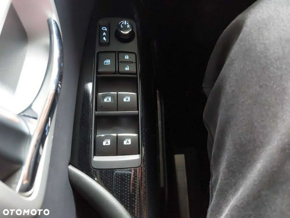 Toyota Mirai - 9