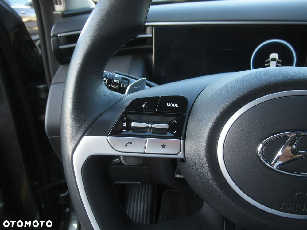 Hyundai Tucson 1.6 T-GDi HEV Executive 2WD - 13