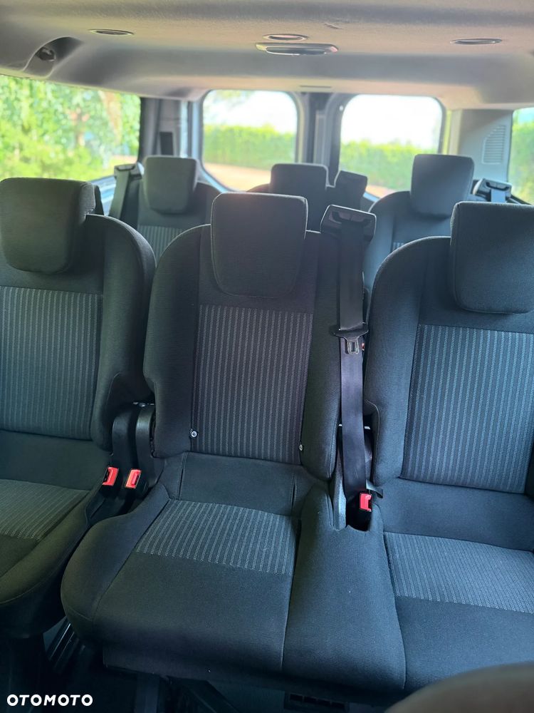 Ford Transit Custom - 13