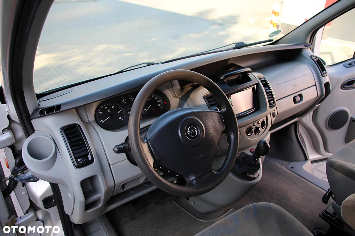 Opel Vivaro DTI Tour - 19