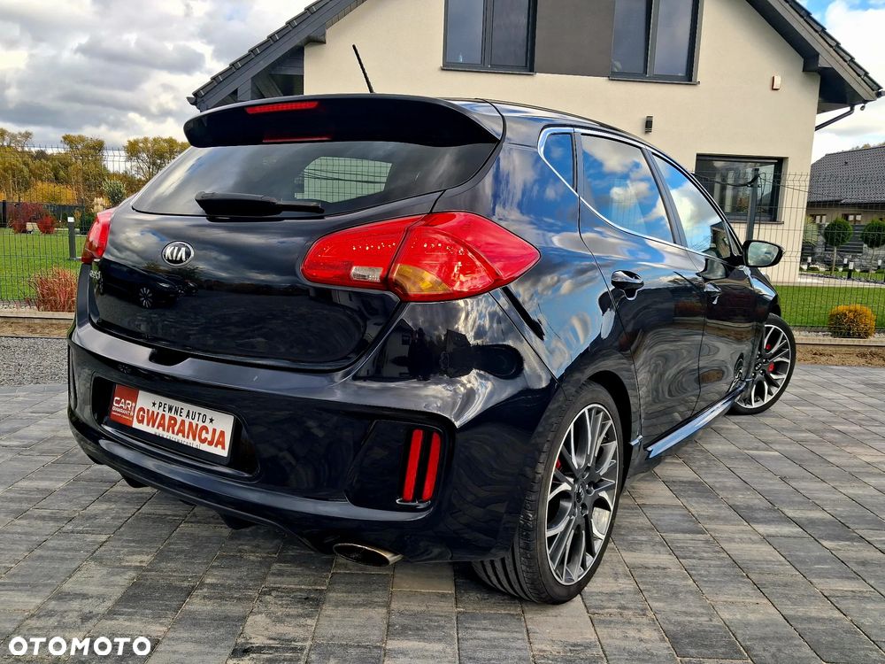 Kia Ceed 1.6 T-GDI GT - 18