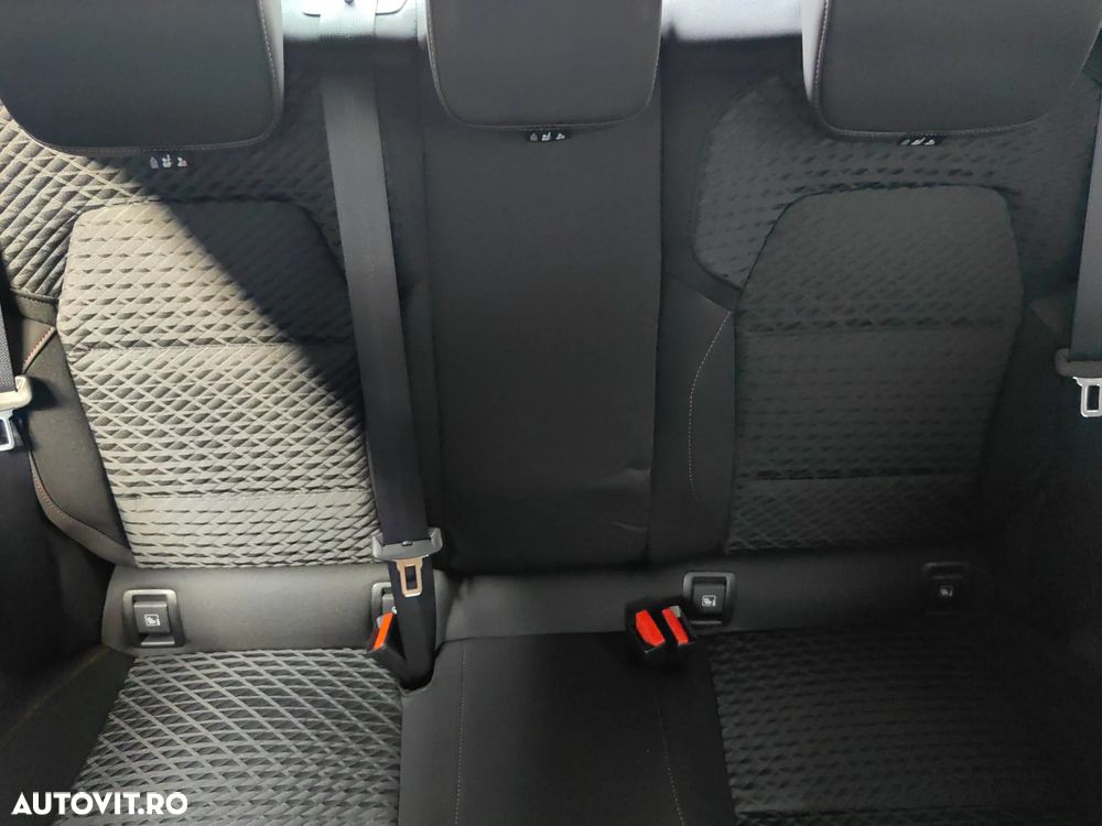 Renault Clio VI TCe 115 EDC Techno - 15