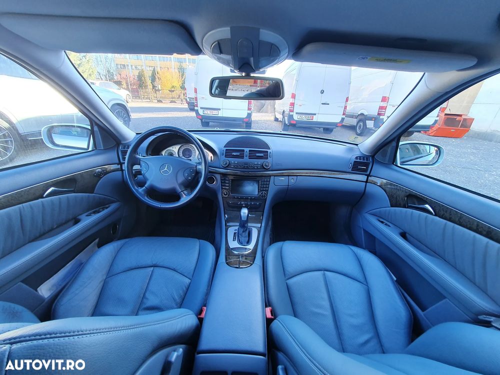 Mercedes-Benz E - 13