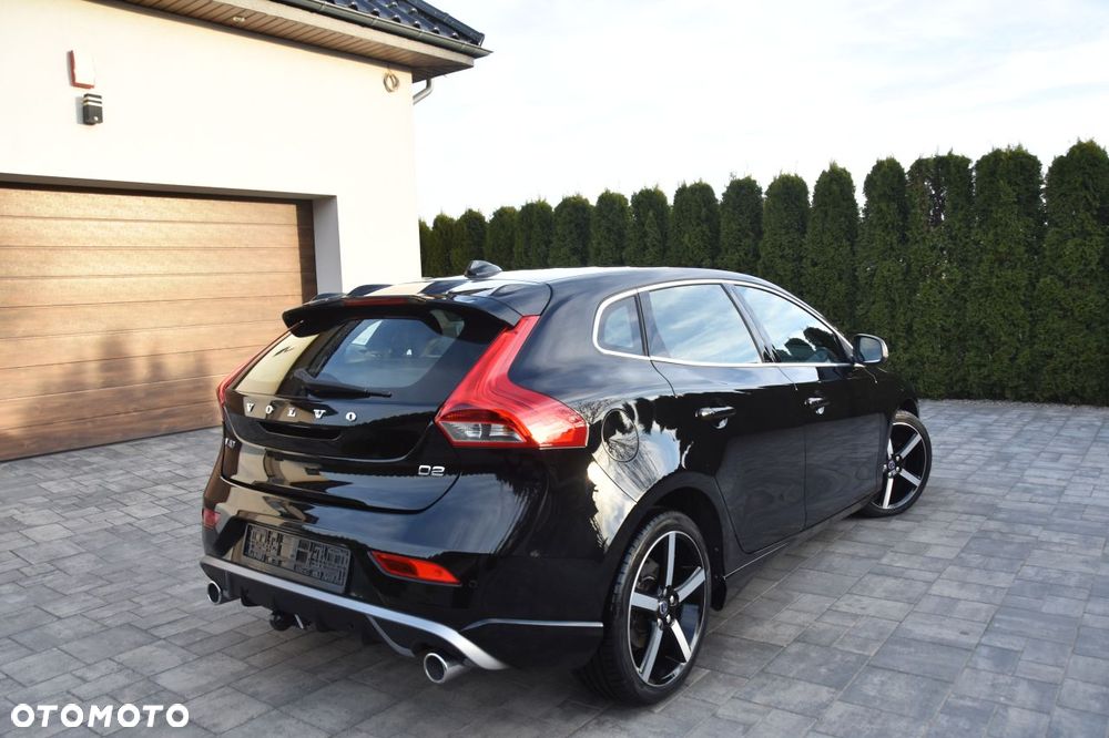 Volvo V40 D2 Drive-E R-Design Momentum - 7