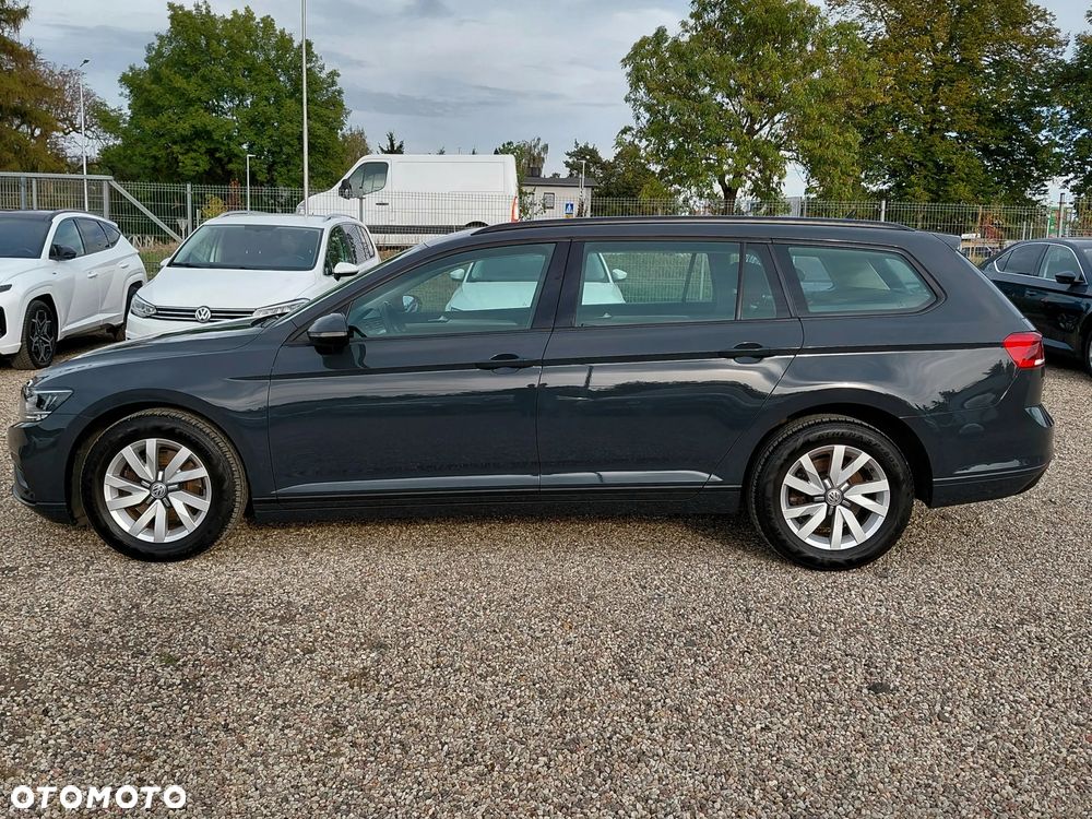Volkswagen Passat 1.6 TDI SCR DSG Comfortline - 27