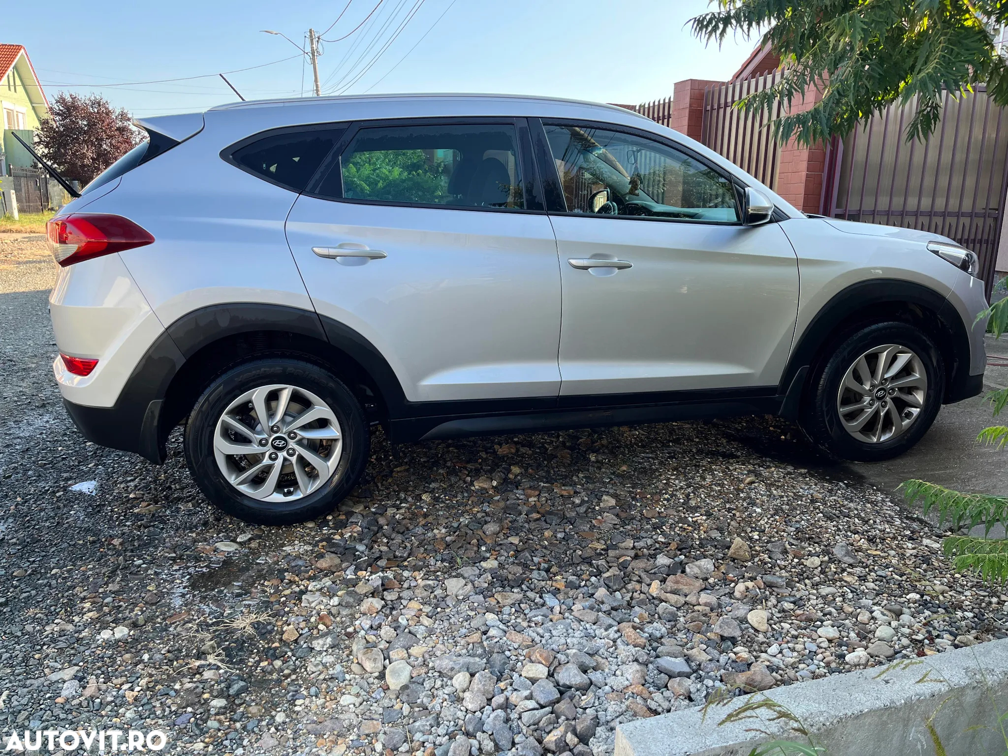Hyundai Tucson 1.6 GDI 2WD 6MT ISG Style - 10