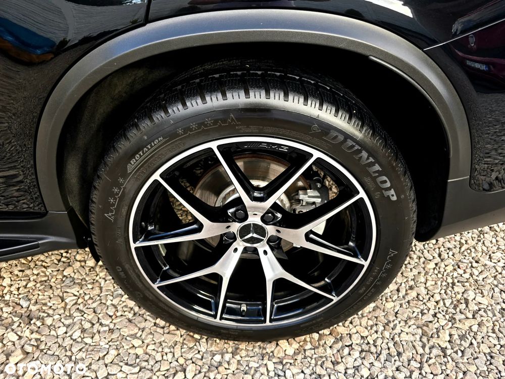 Mercedes-Benz GLC - 31