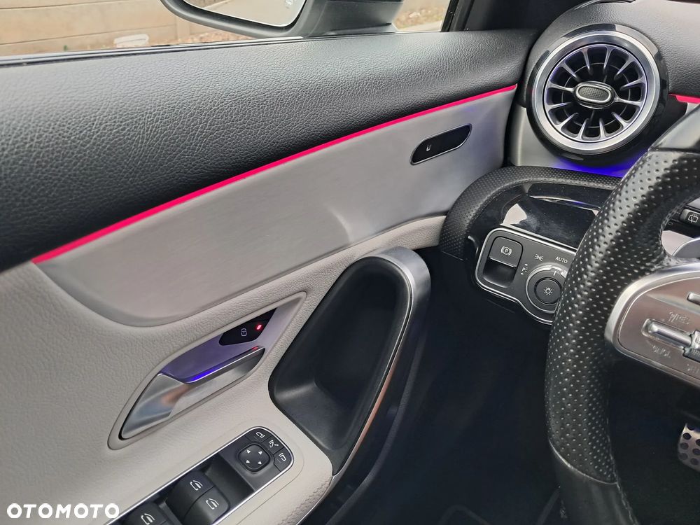 Mercedes-Benz Klasa A 200 d AMG Line 8G-DCT - 10