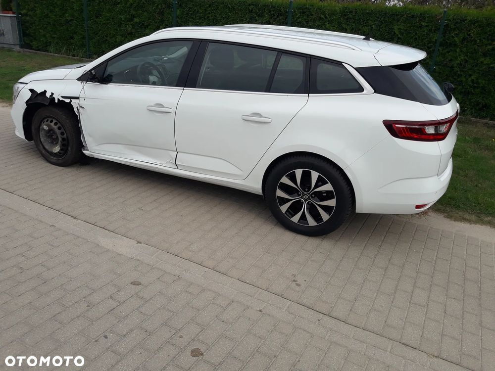 Renault Megane 1.5 Blue dCi Zen - 8