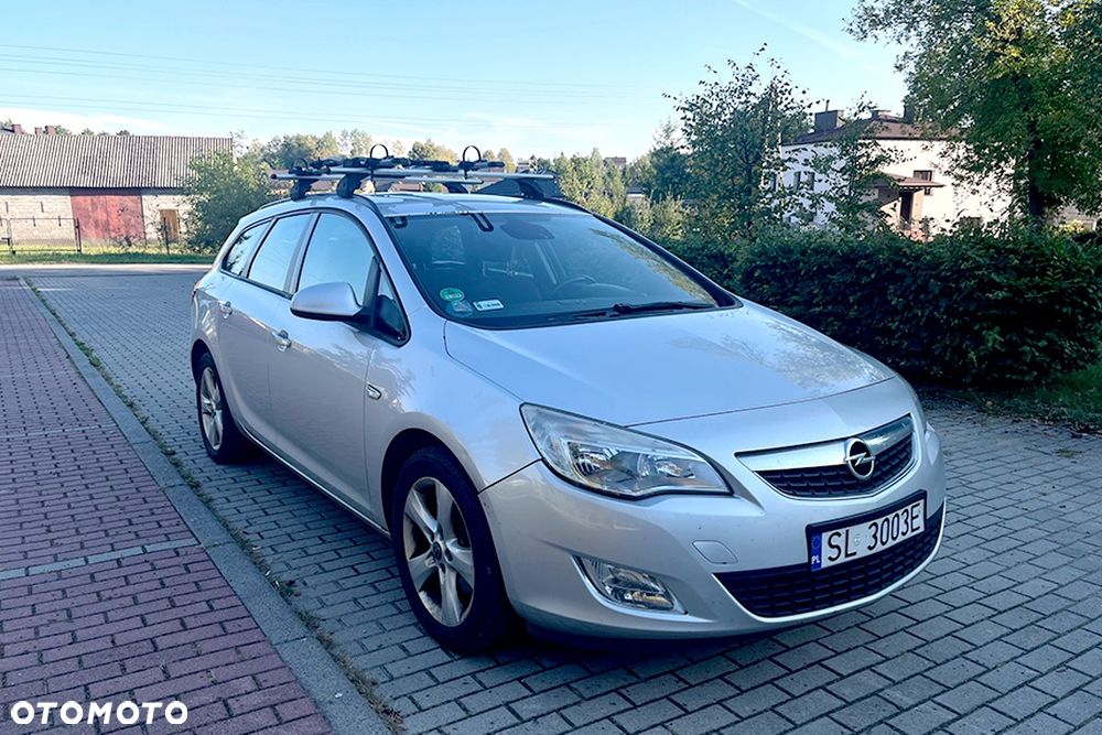Opel Astra 1.7 CDTI DPF Cosmo - 1