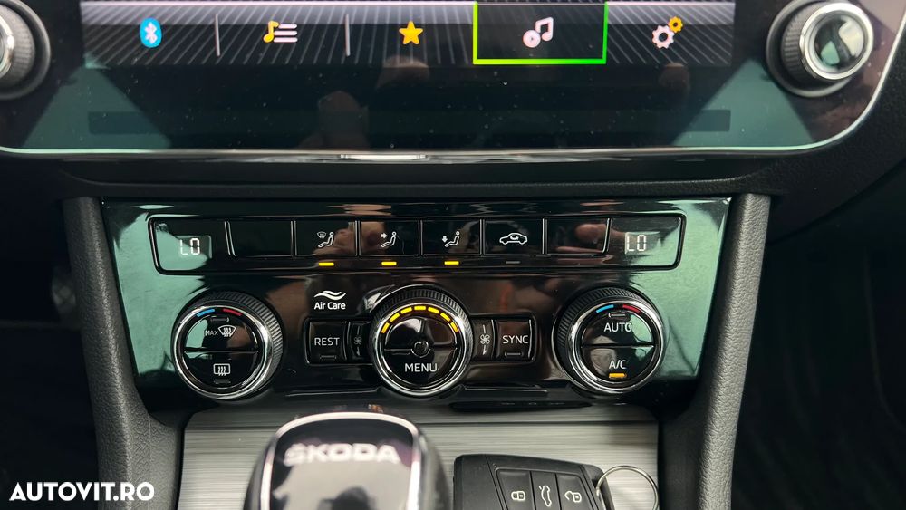 Skoda Superb 2.0 TDI DSG Ambition - 14