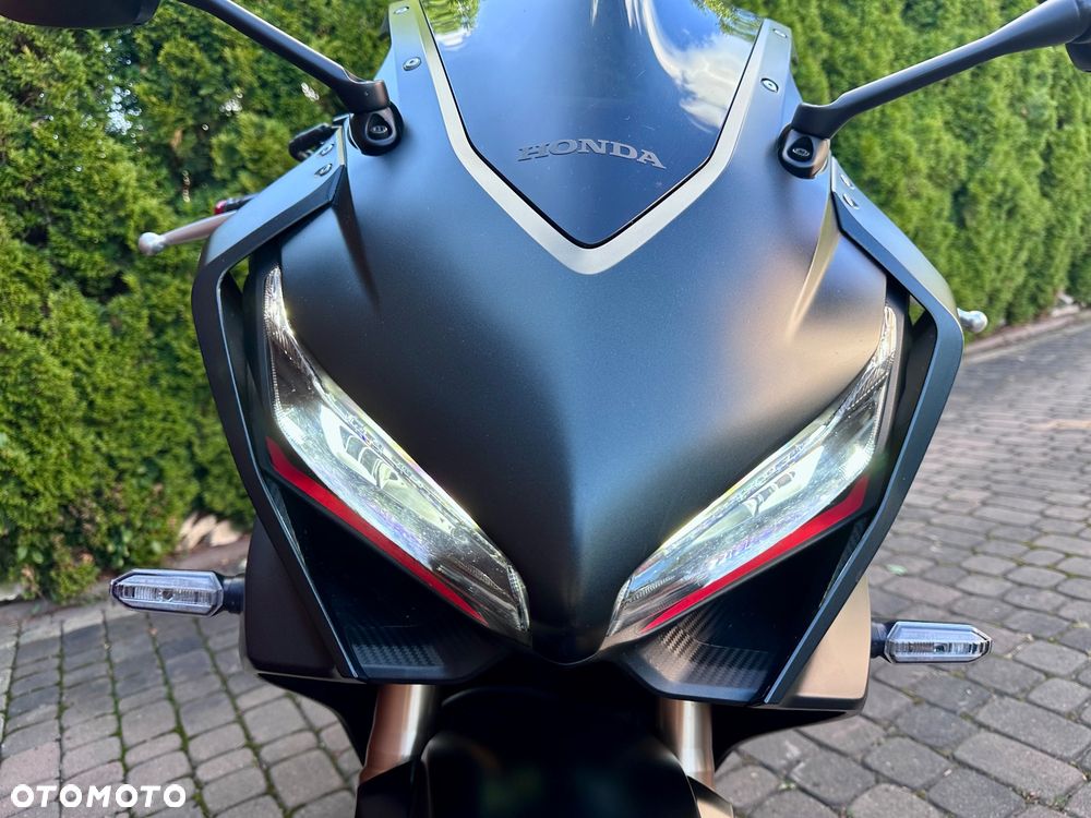 Honda CBR - 7