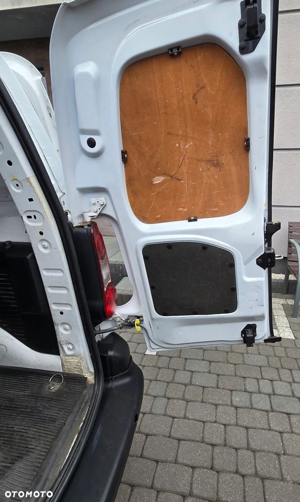 Citroën BERLINGO - 12