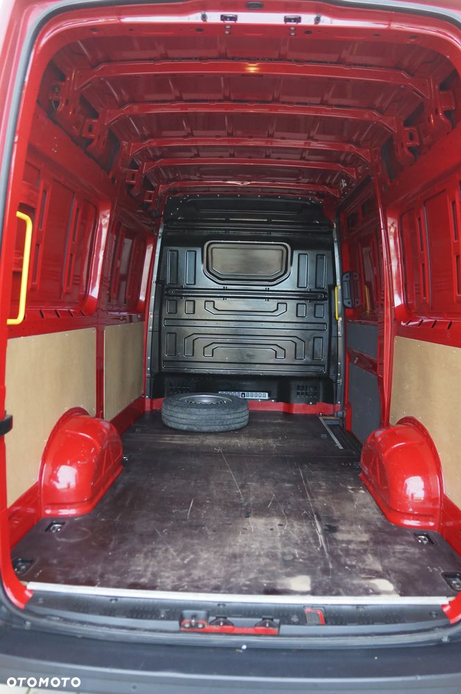 Volkswagen Crafter - 25