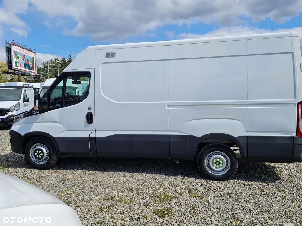 Iveco DAILY 35S16 ​*L3H2​*AUTOMAT​*KLIMATYZACJA​*TEMPOMAT​*RAMPA​*7 - 9