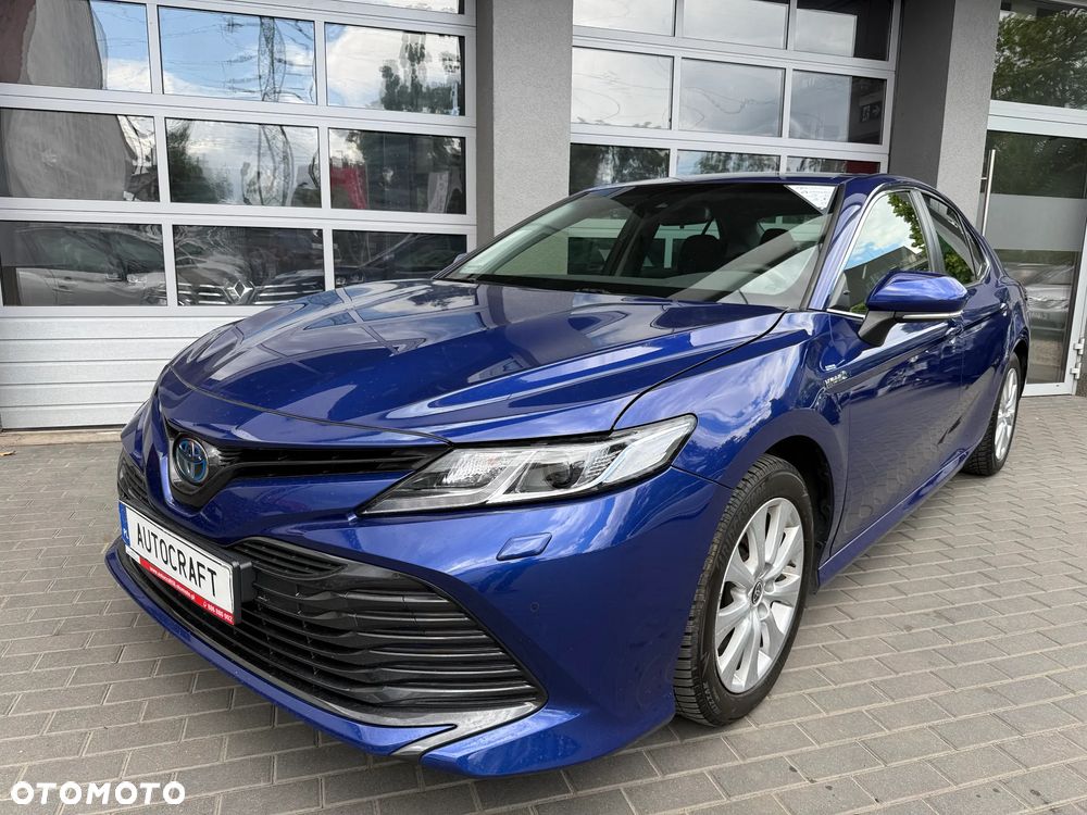 Toyota Camry 2.5 Hybrid Comfort CVT - 22