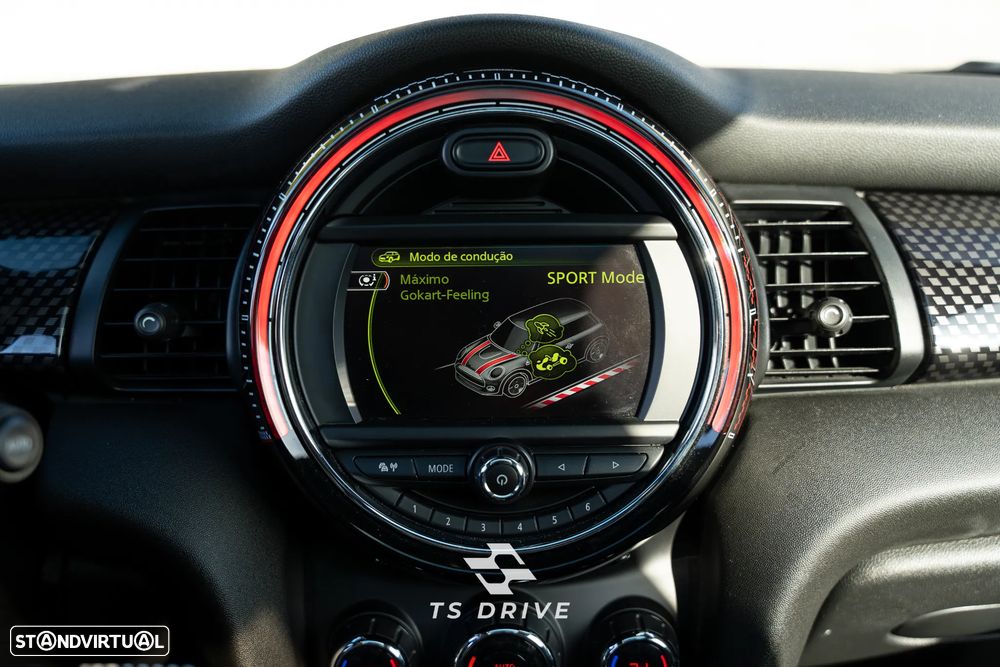 MINI 3 Portas John Cooper Works Sport Aut. - 19