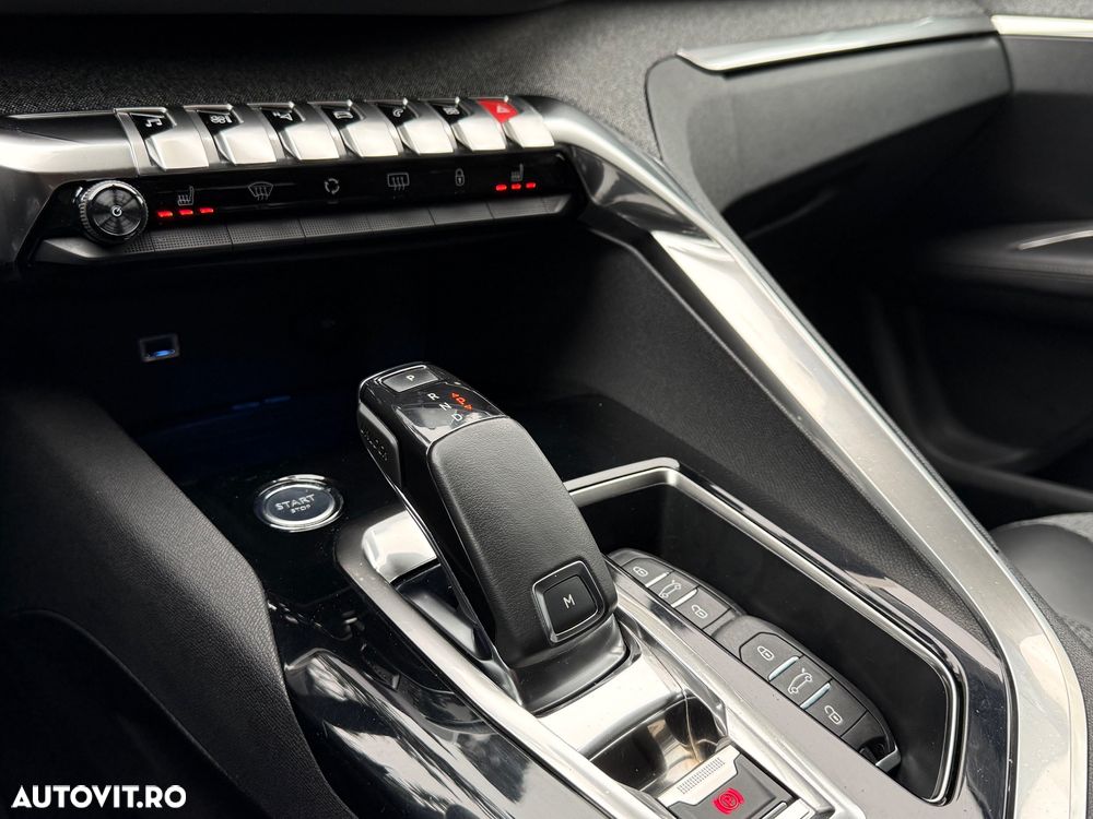 Peugeot 3008 PureTech 130 Stop & Start GPF EAT8 Allure - 35