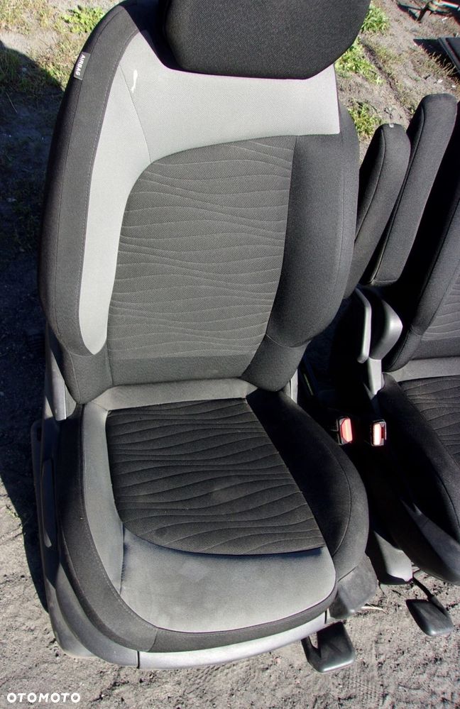 C4 PICASSO II 13-17R FOTELE PRZÓD TYŁ - 3