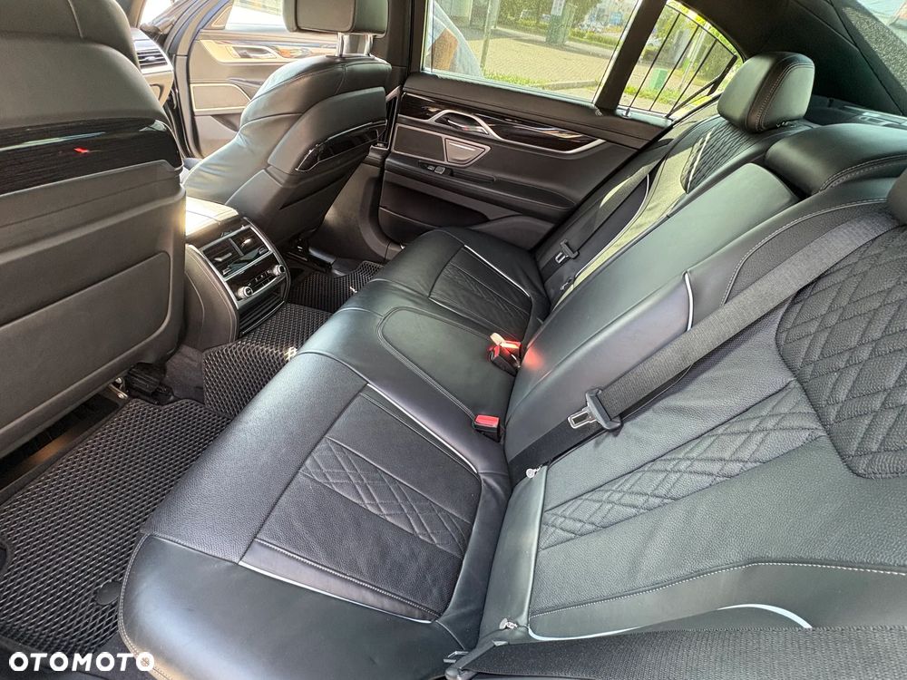 BMW Seria 7 730d xDrive - 6