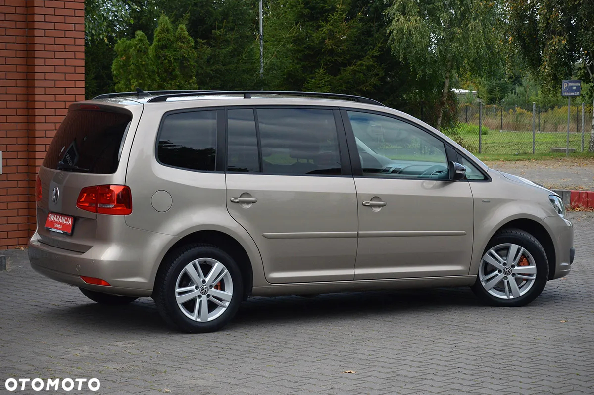 Volkswagen Touran 2.0 TDI DPF DSG MATCH - 36