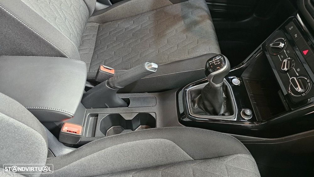 VW T-Cross 1.0 TSI Urban - 29