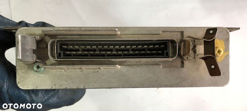 MODUŁ SILNIKA ECU BOSCH SCANIA 113-380K 0281001130 - 2