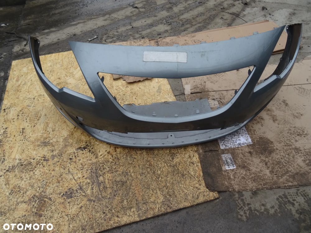 Zderzak Przód Opel Meriva B - 2