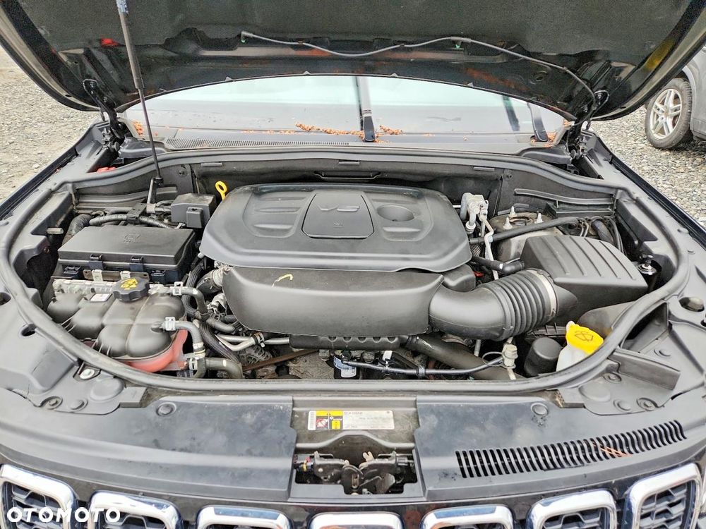 Jeep Grand Cherokee - 12