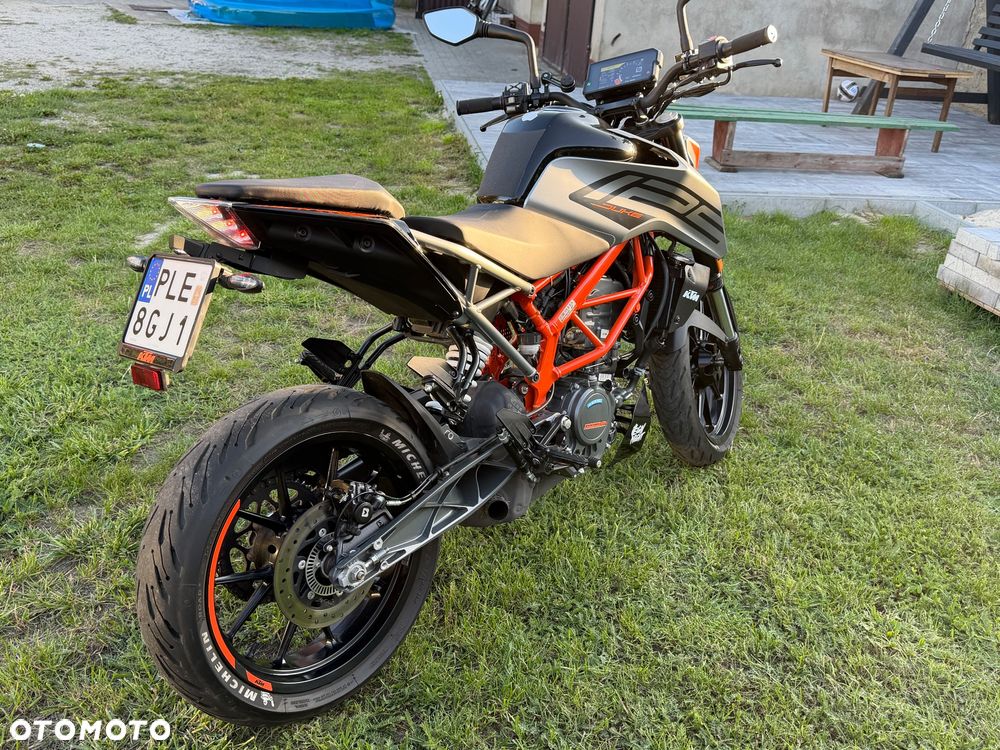 KTM Duke 125 - 4