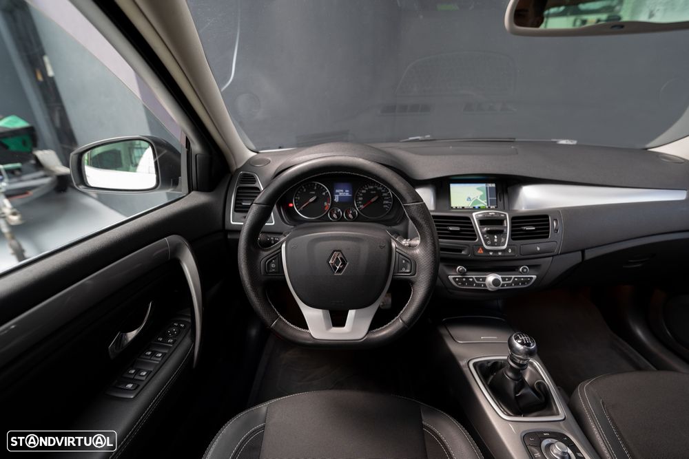 Renault Laguna Break 1.5 dCi SE Black Line - 8