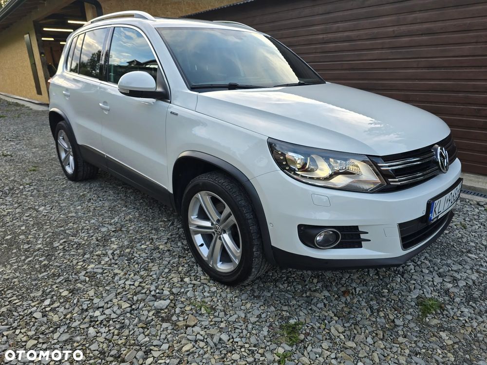 Volkswagen Tiguan 2.0 TDI DPF 4Motion BlueMotion Technology Lounge Sport & Style - 3