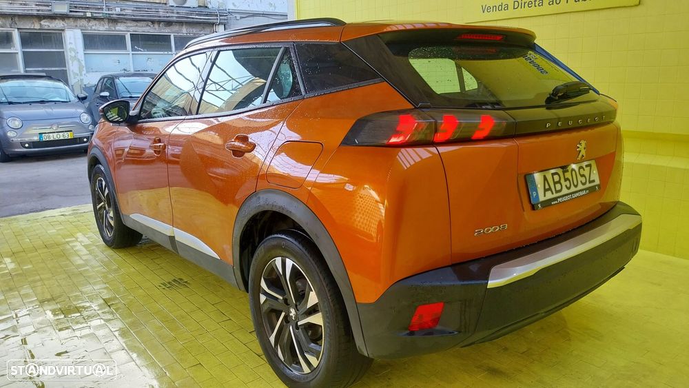 Peugeot 2008 1.2 PureTech Allure - 21