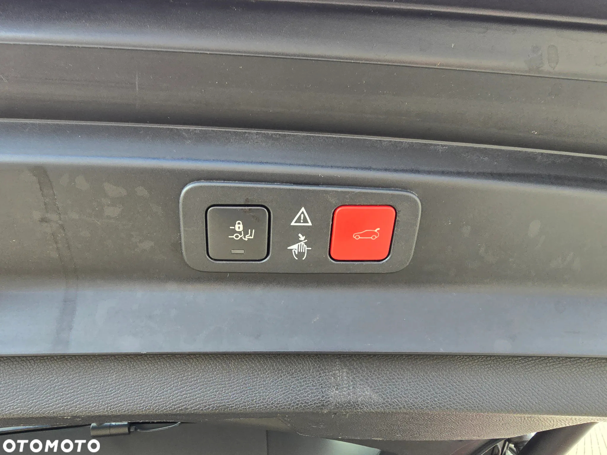 Peugeot 5008 THP 165 EAT6 Stop & Start Allure - 28