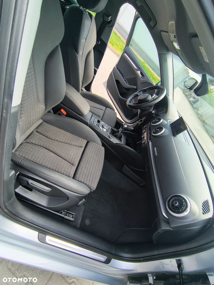 Audi A3 Limousine 1.5 TFSI cylinder on demand design - 11