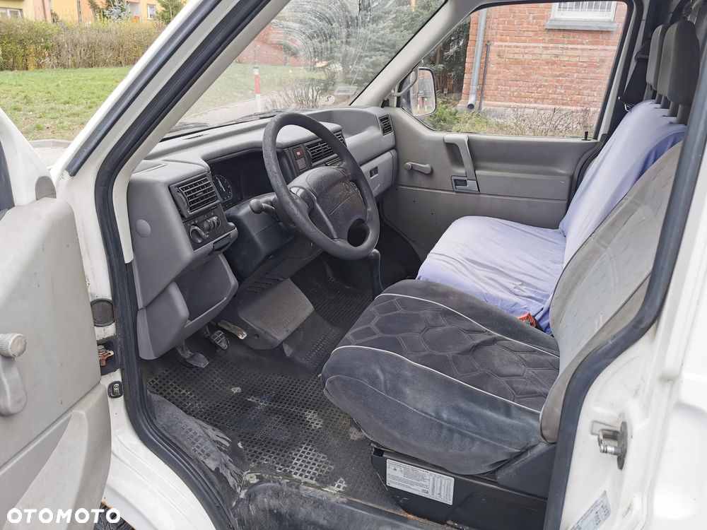 Volkswagen transporter - 15