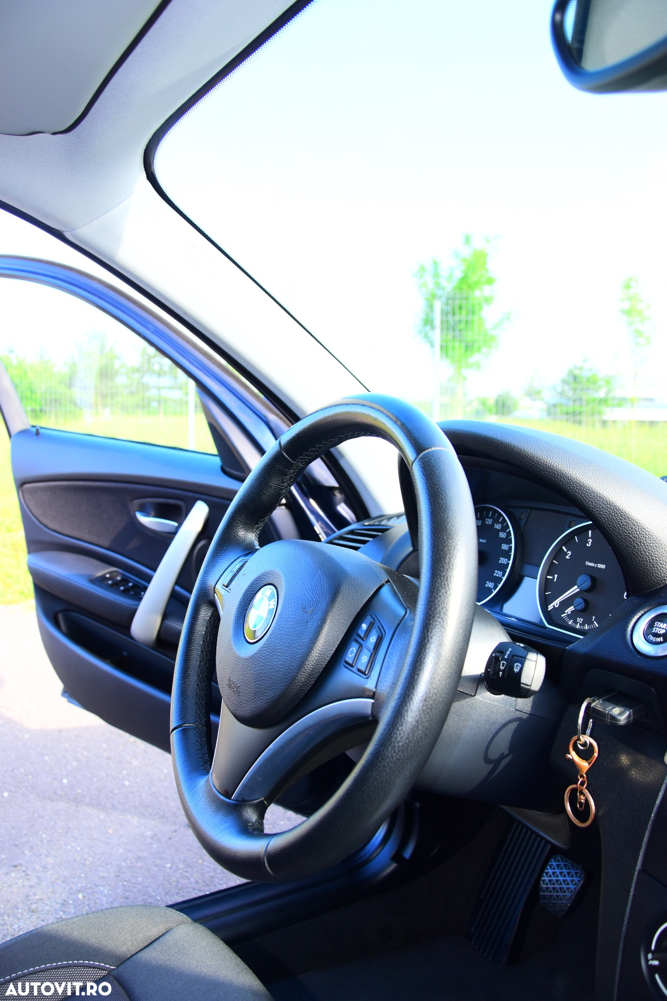 BMW Seria 1 116i - 16
