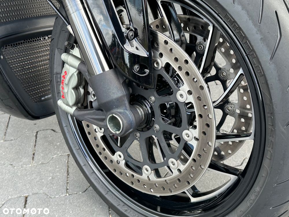 Ducati Diavel - 19