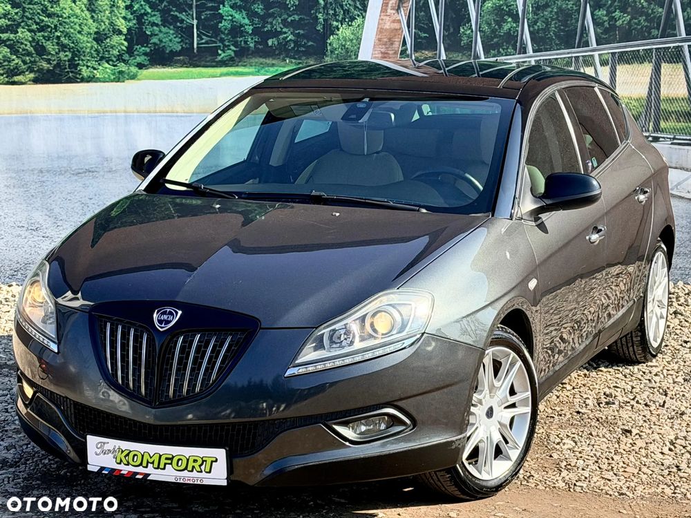 Lancia Delta 1.4 T-Jet 16v Oro - 3