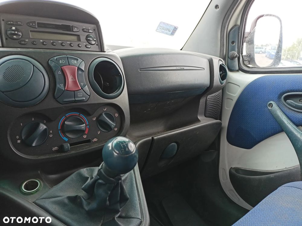 Fiat Doblo - 11