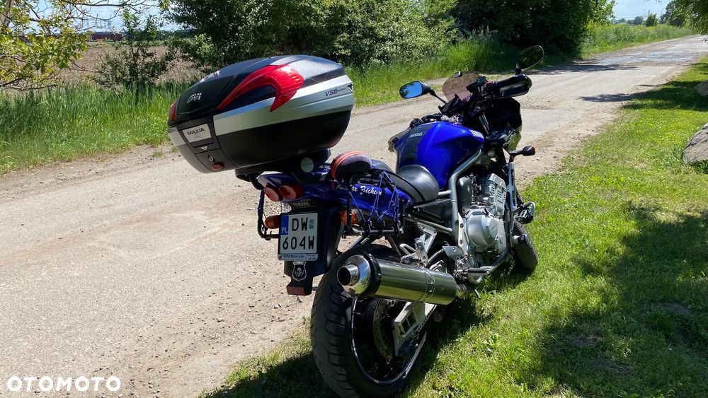 Yamaha FZS - 4