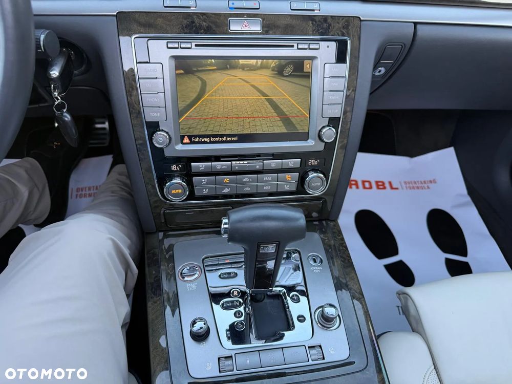 Volkswagen Phaeton 3.0 V6 TDI DPF 4Mot L (4os) - 7