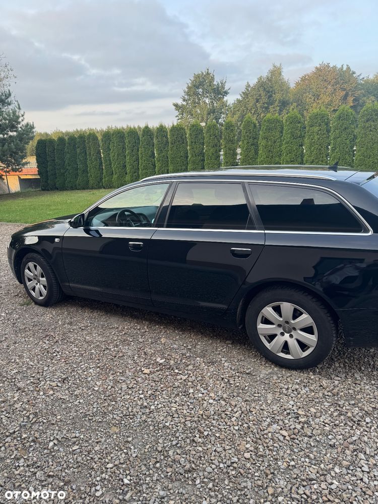 Audi A6 - 4