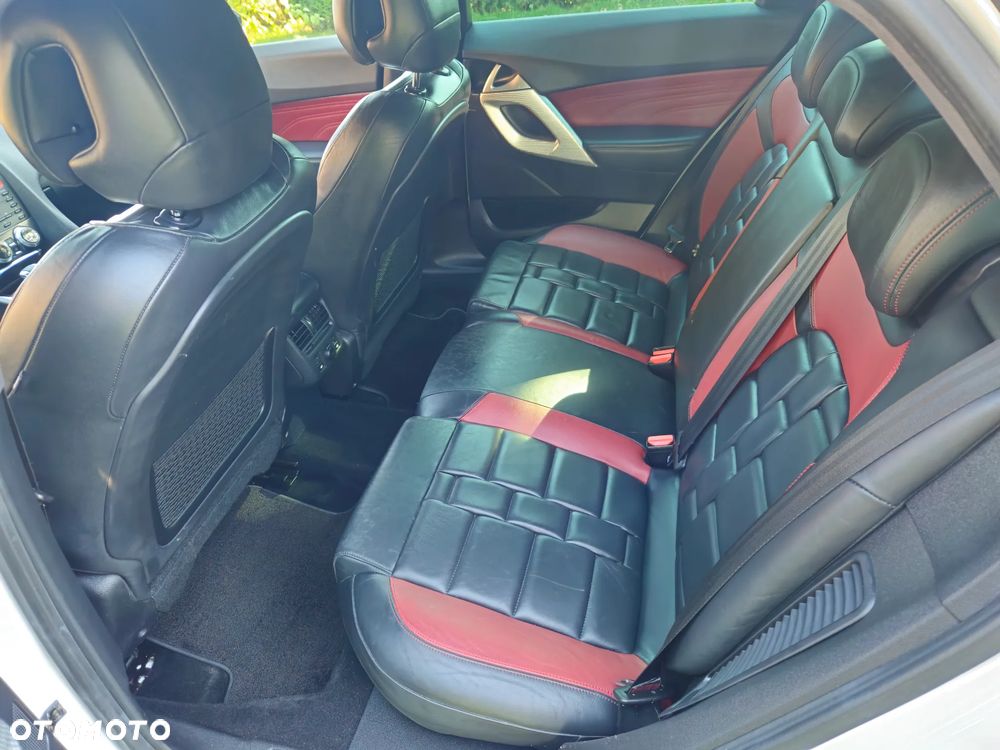 Citroën DS5 2.0 HDi Hybrid4 SoChic MCP - 8