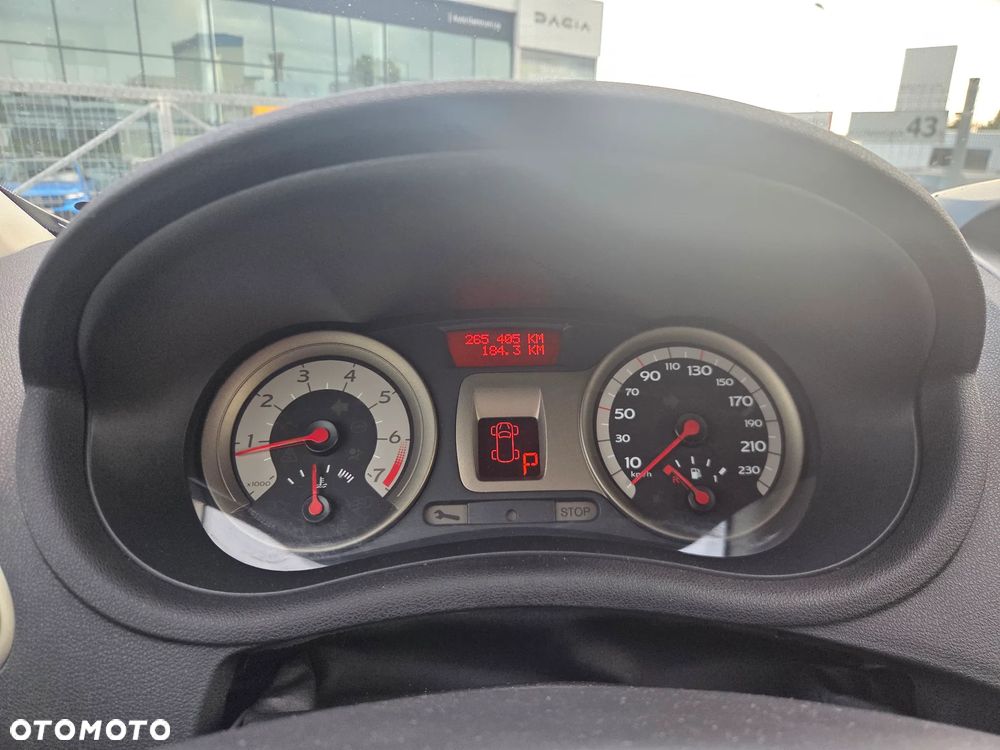 Renault Clio - 23