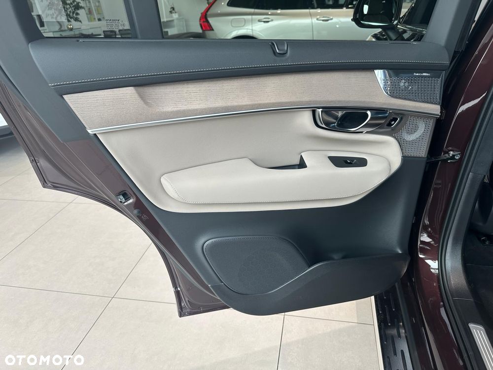 Volvo XC 90 T8 AWD Plug-In Hybrid Ultra Bright 7os - 15